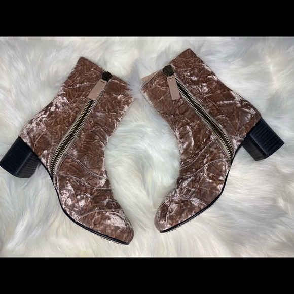 Chloe Lexie Tan Rose Crushed Velvet Angle Zip Mid Calf Boots/Booties 37 EU - Picture 9 of 12